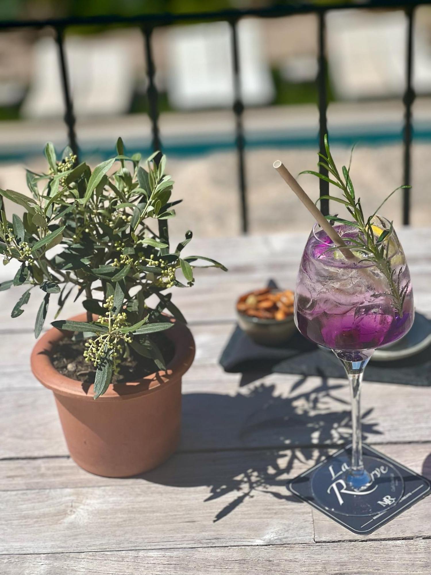Luxury Retreats Apartahotel Mougins