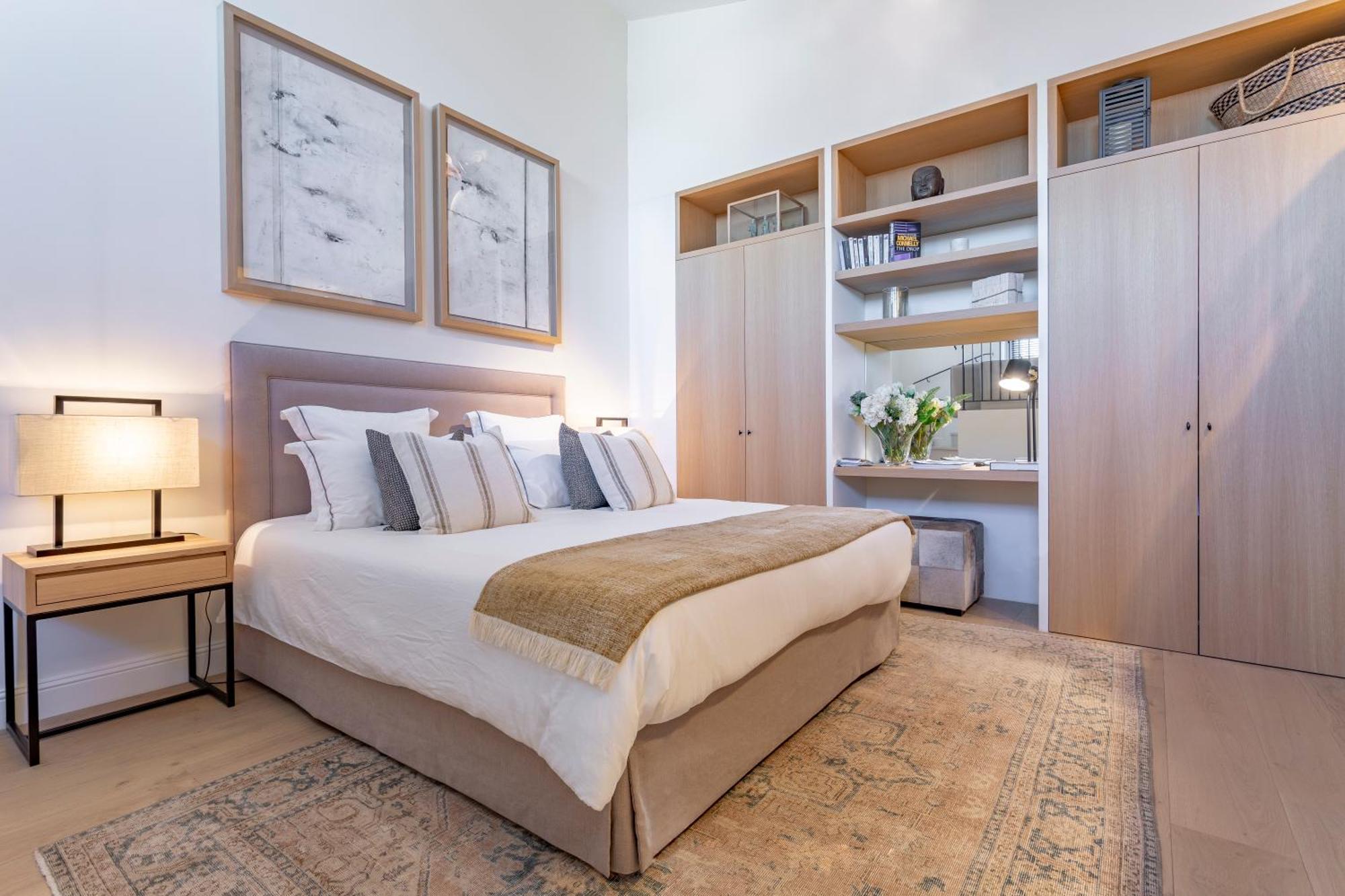 Luxury Retreats Apartahotel 4*