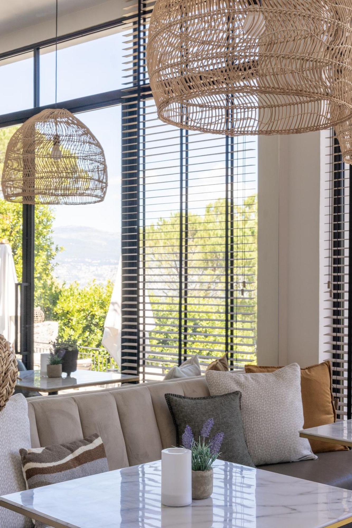 Luxury Retreats 4*